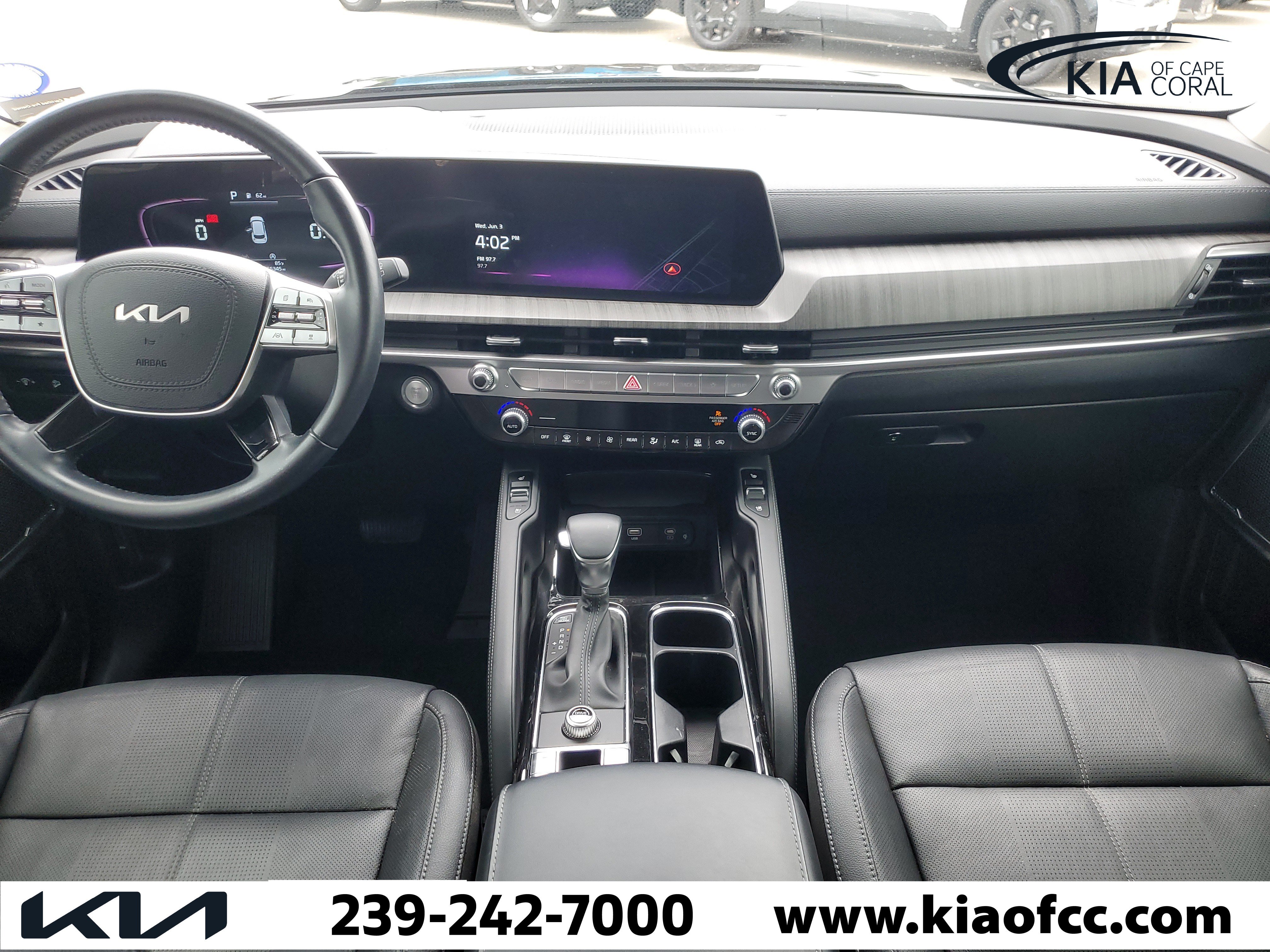 Certified 2024 Kia Telluride EX w/ EX Captain's Chair Package FWD image 18