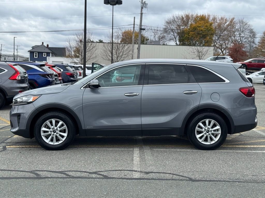 Used 2020 Kia Sorento LX image 2