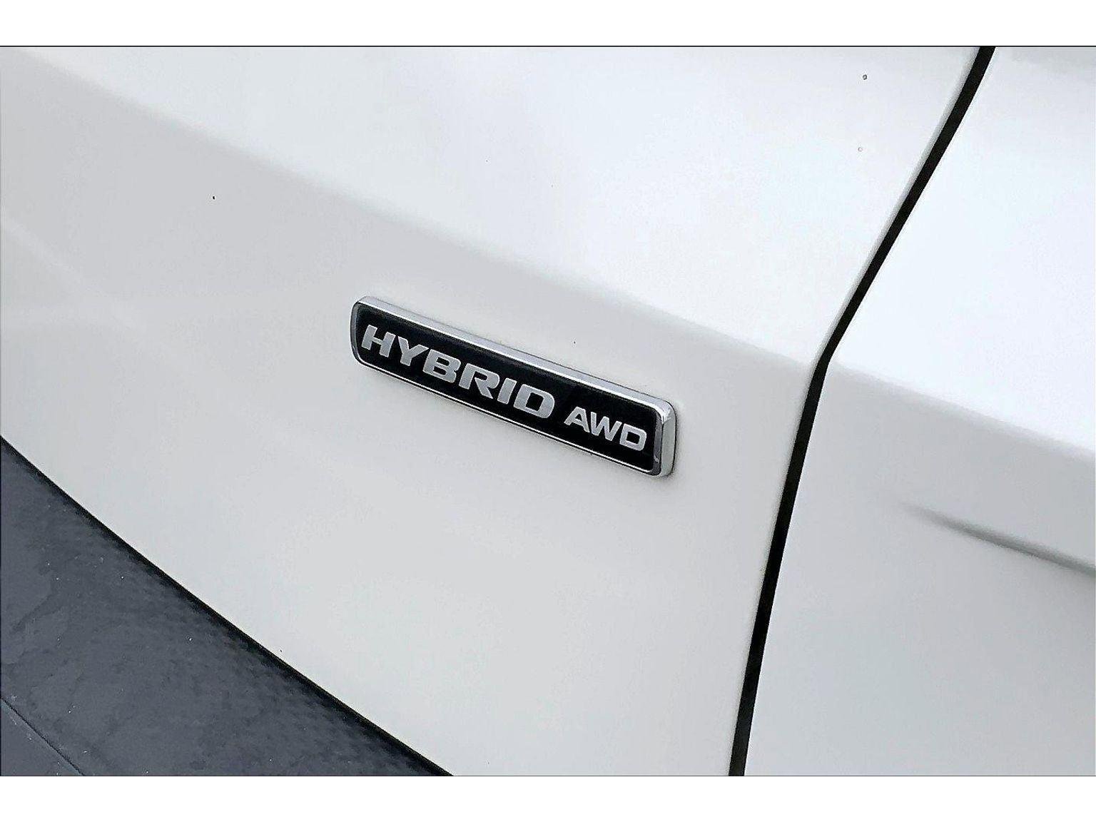 Used 2022 Ford Escape Titanium w/ Titanium Elite Package image 8