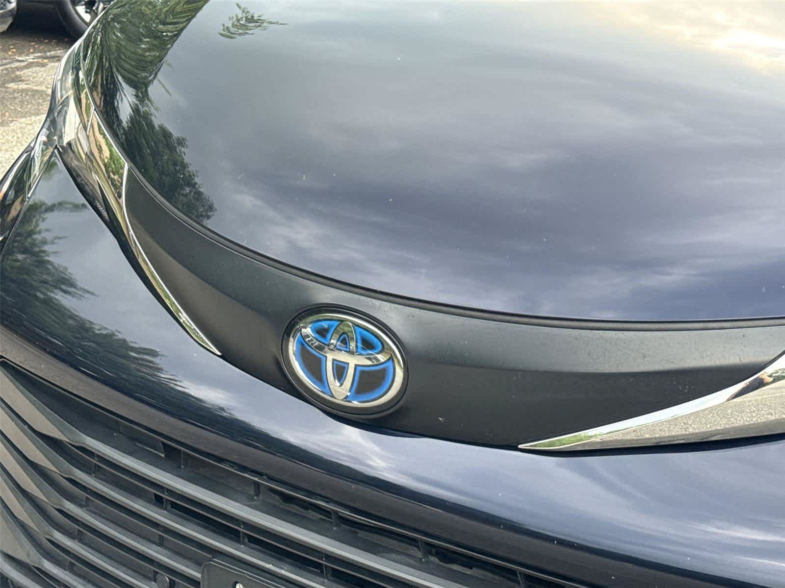 Used 2022 Toyota Sienna XLE FWD image 10