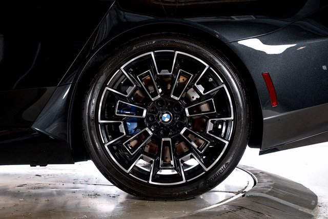 Used 2025 BMW M5 Touring w/ M Driver's Package image 13
