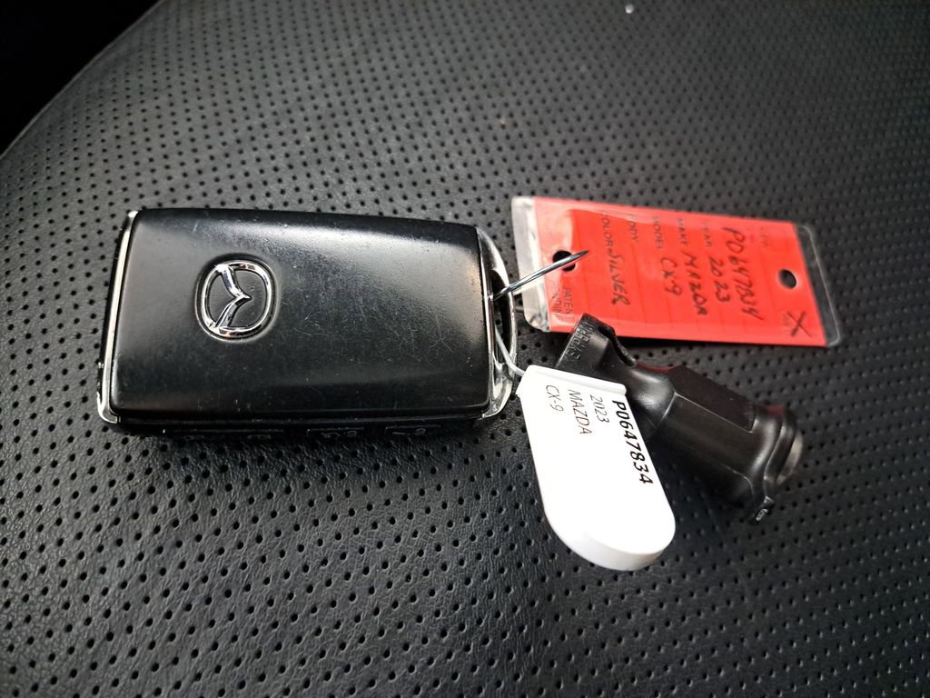 Used 2023 MAZDA CX-9 Touring AWD/4WD image 28