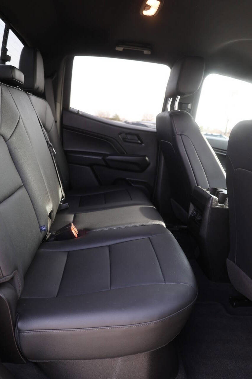 Used 2026 Chevrolet Colorado Trail Boss image 16