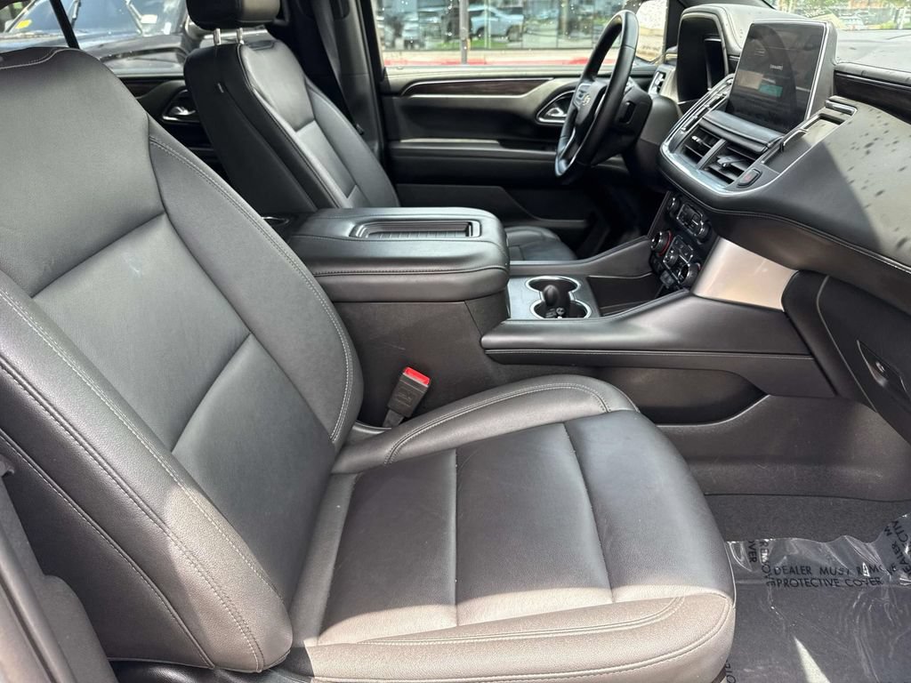 Used 2024 Chevrolet Tahoe LT RWD image 12