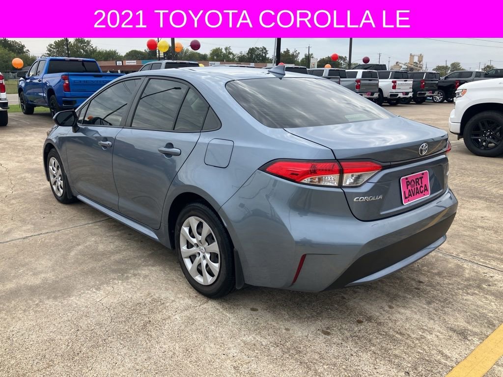 Used 2021 Toyota Corolla LE image 5