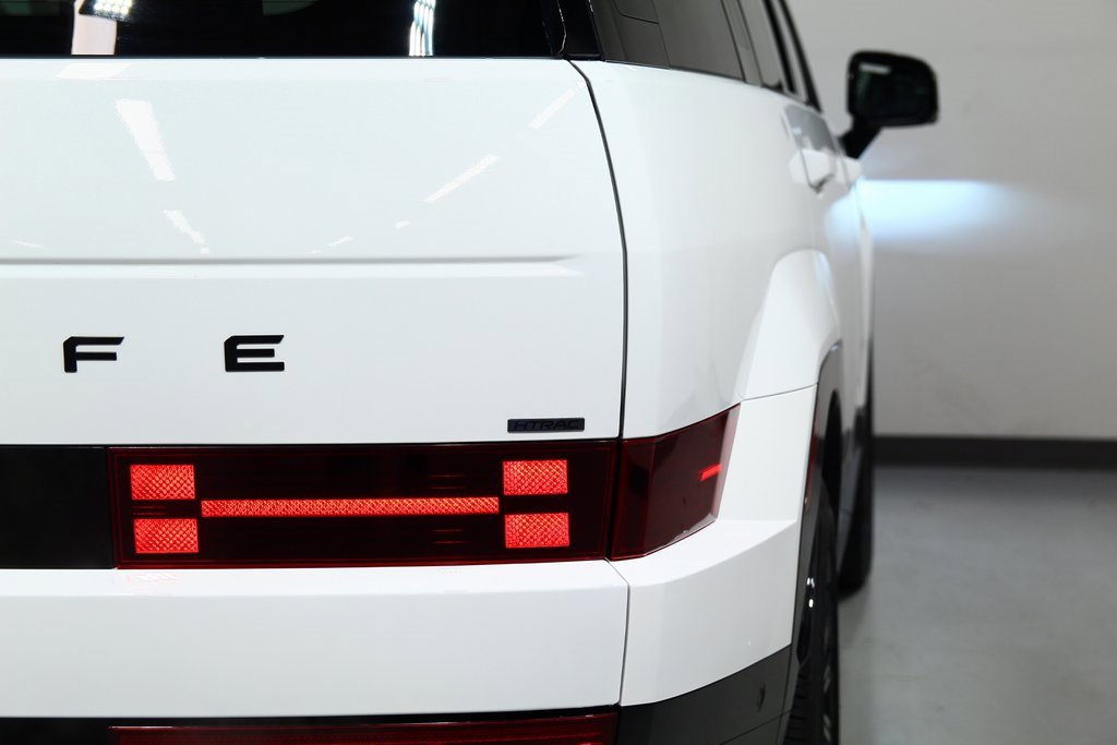 Used 2024 Hyundai Santa Fe Calligraphy image 13