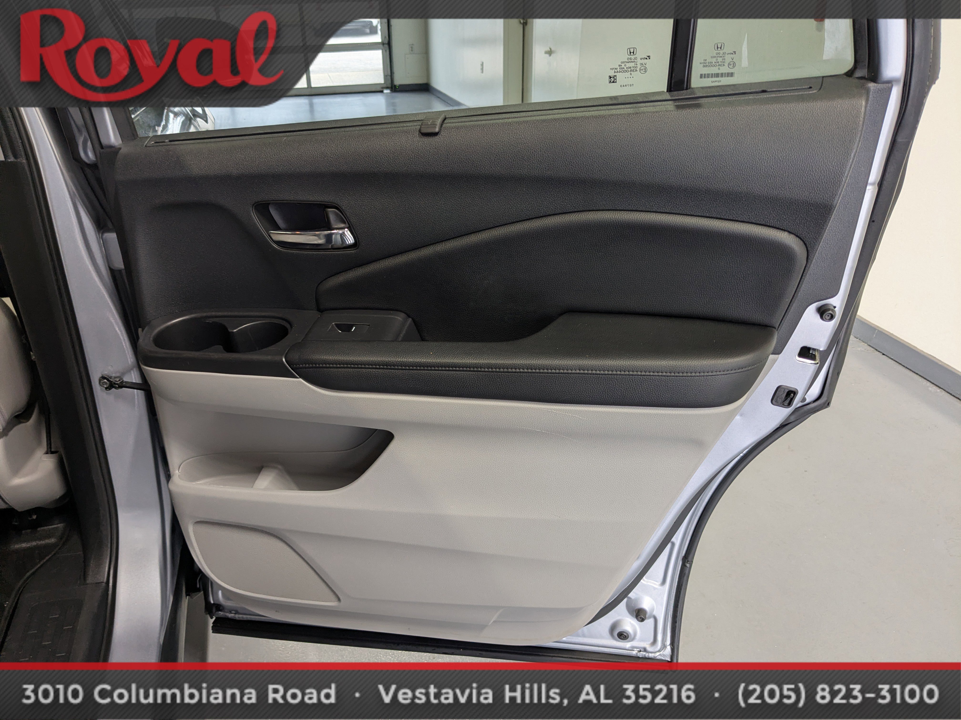 Used 2020 Honda Pilot Touring image 9