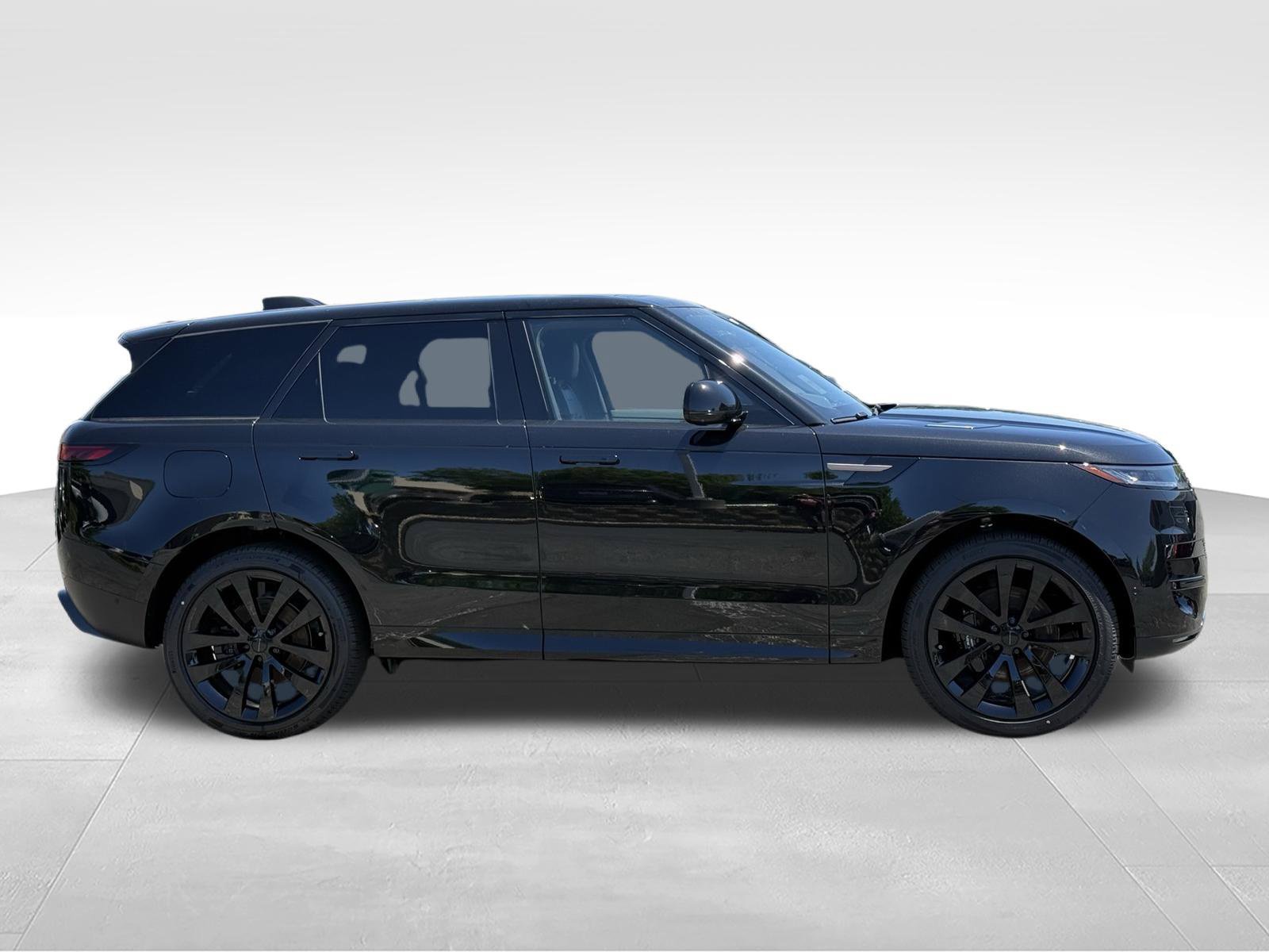 New 2026 Land Rover Range Rover Sport Dynamic SE AWD/4WD image 7