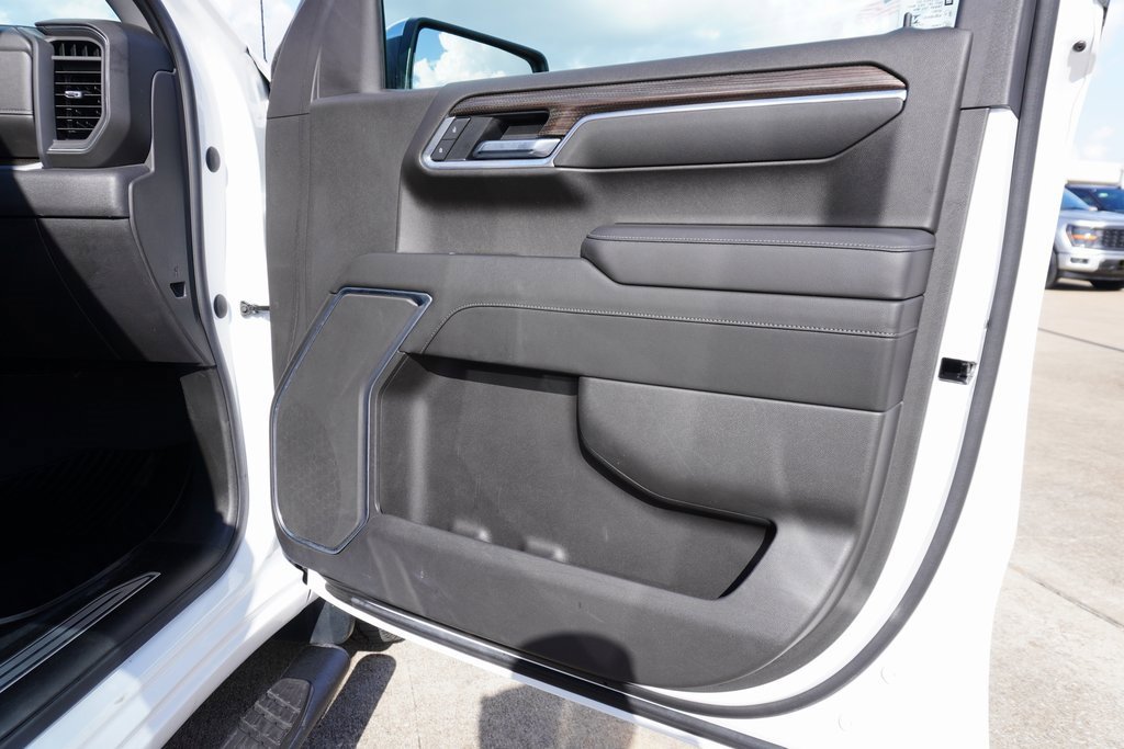 Used 2022 Chevrolet Silverado 1500 LT w/ Convenience Package II image 22