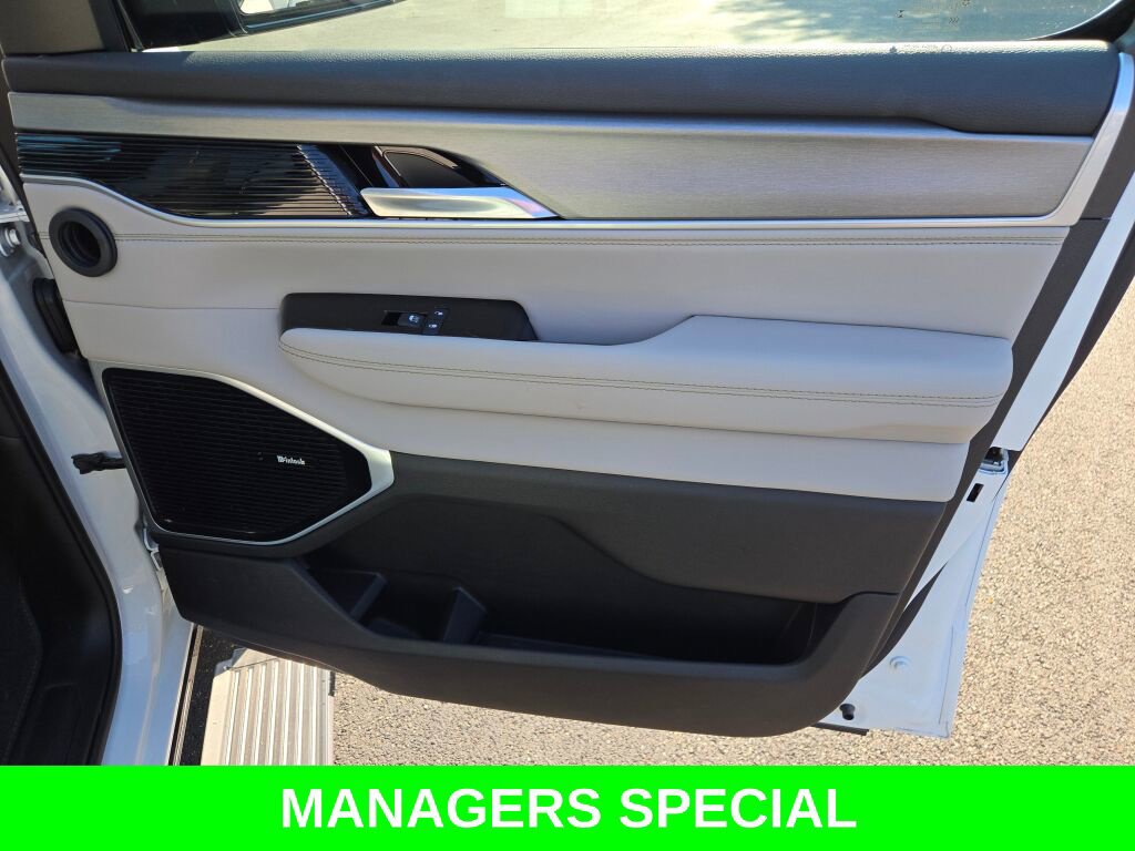 New 2026 Jeep Grand Wagoneer Limited AWD/4WD image 5