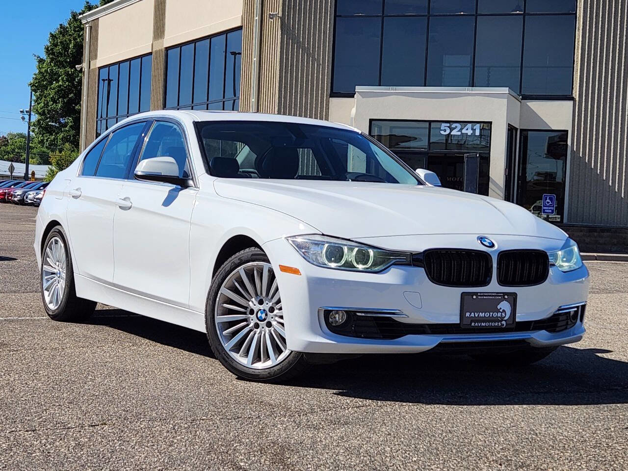 Used 2014 BMW 328i xDrive Sedan image 29
