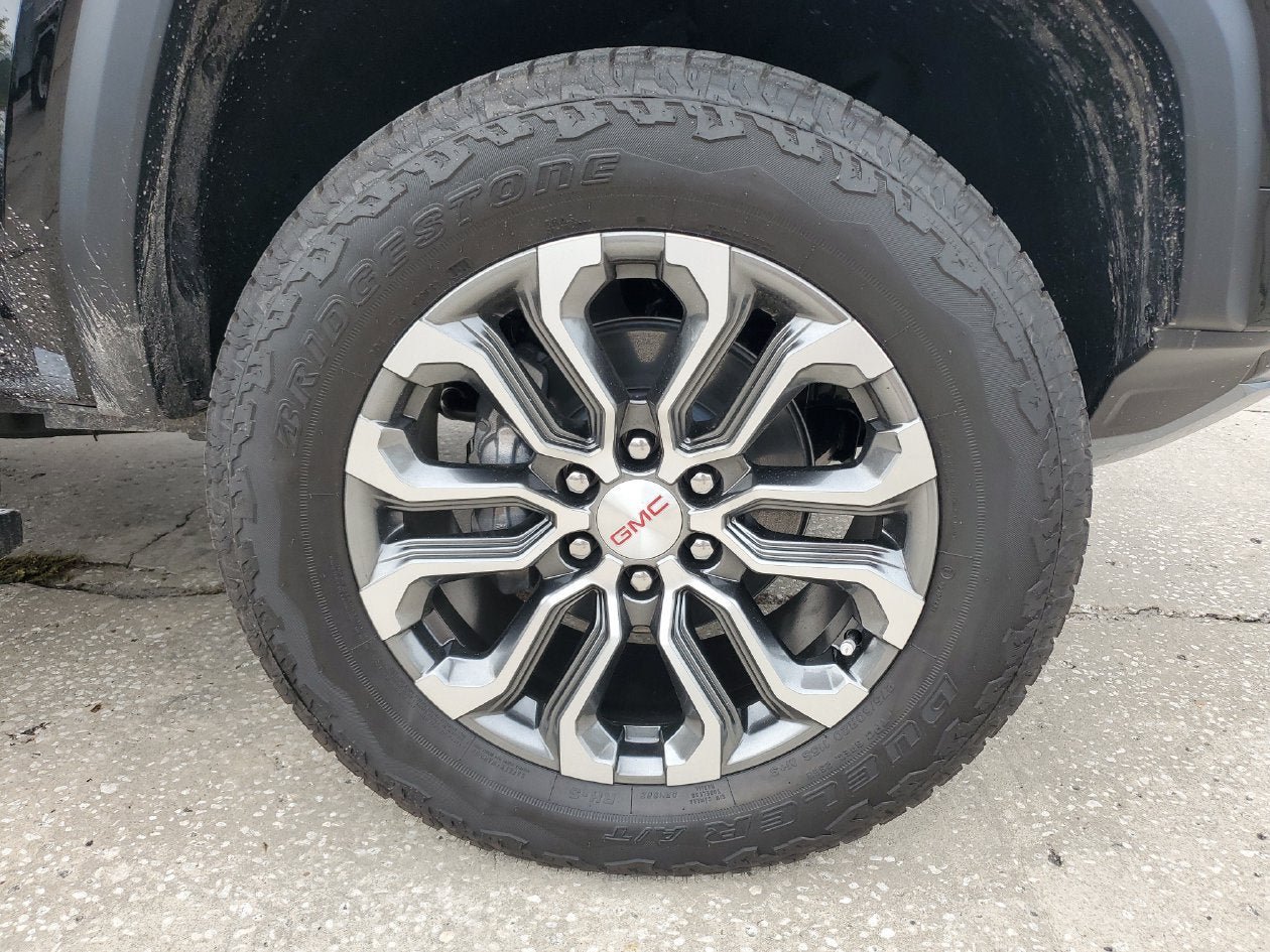 New 2026 GMC Canyon Denali AWD/4WD image 6