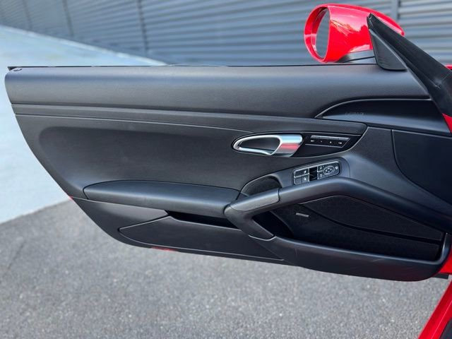 Used 2022 Porsche 718 Boxster RWD image 13