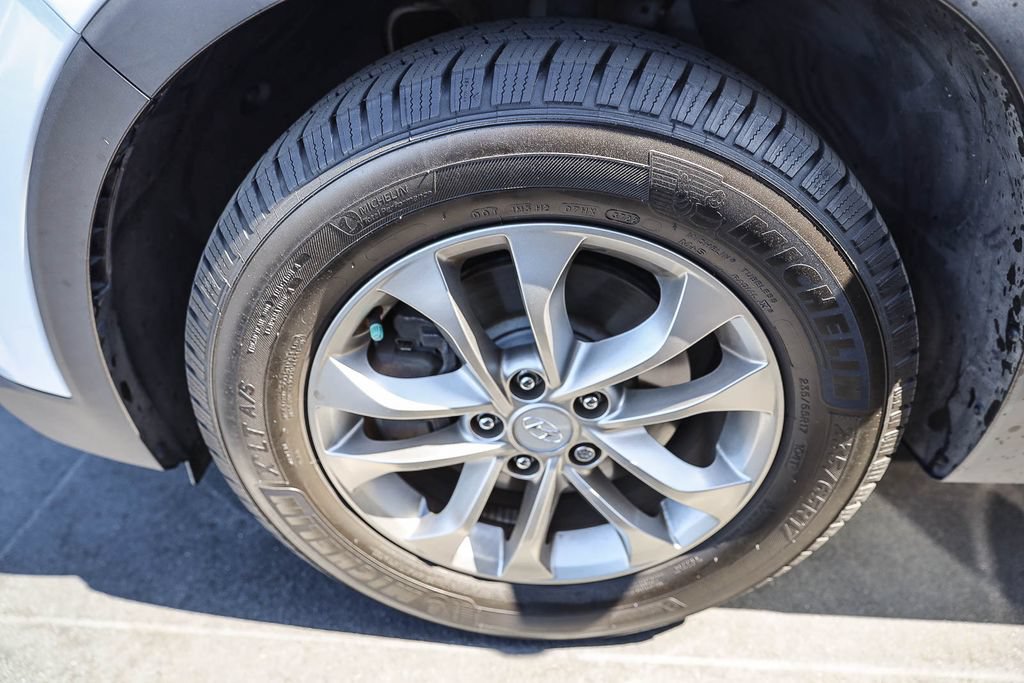 Used 2020 Hyundai Santa Fe SEL w/ Cargo Package FWD image 9