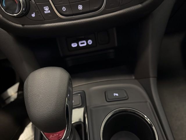 Used 2024 Chevrolet Equinox RS image 27