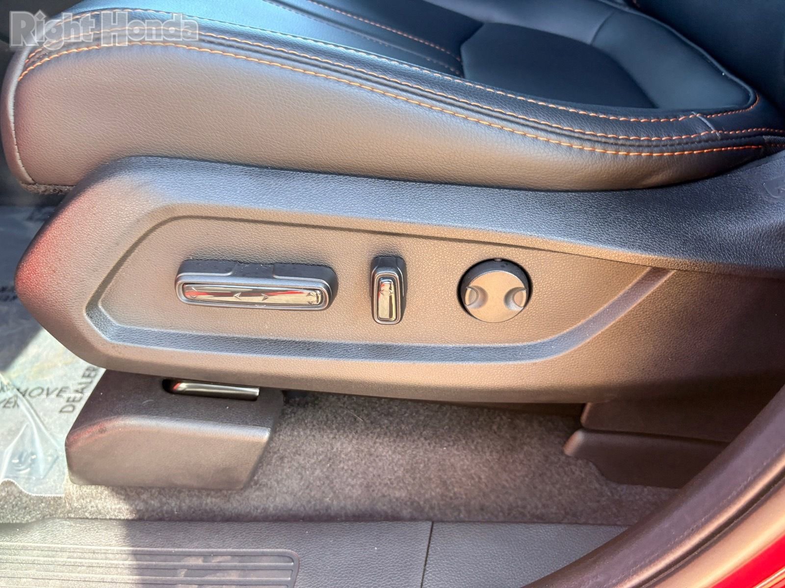 Used 2025 Honda Pilot TrailSport image 23