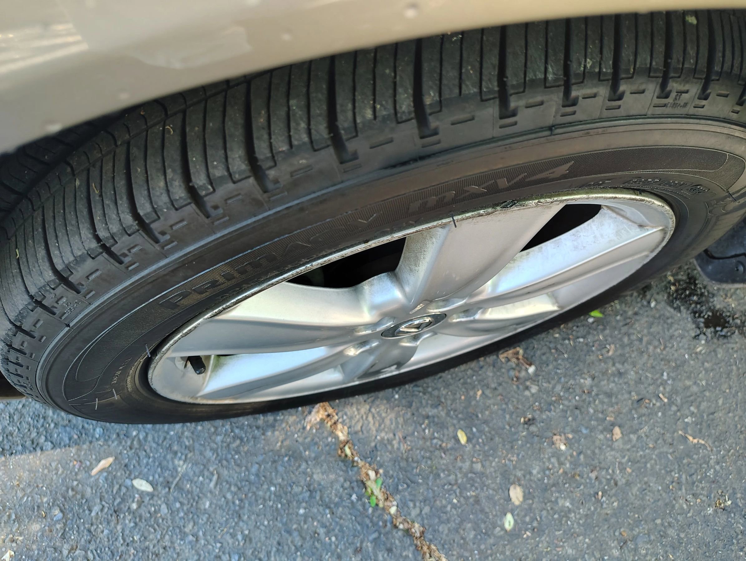 Used 2005 Lexus ES 330 image 4