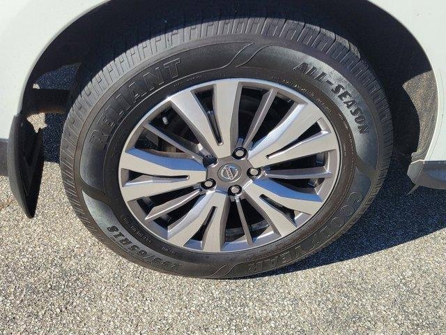 Used 2020 Nissan Pathfinder SL image 5