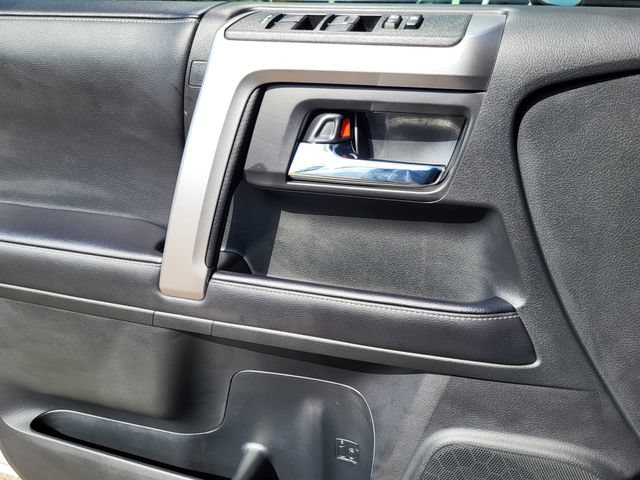 Used 2023 Toyota 4Runner SR5 AWD/4WD image 13