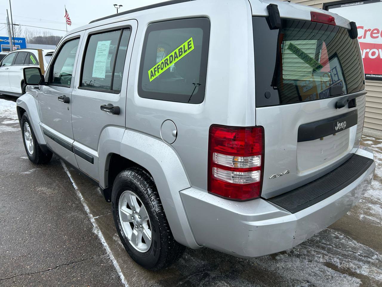 Used 2010 Jeep Liberty Sport image 7