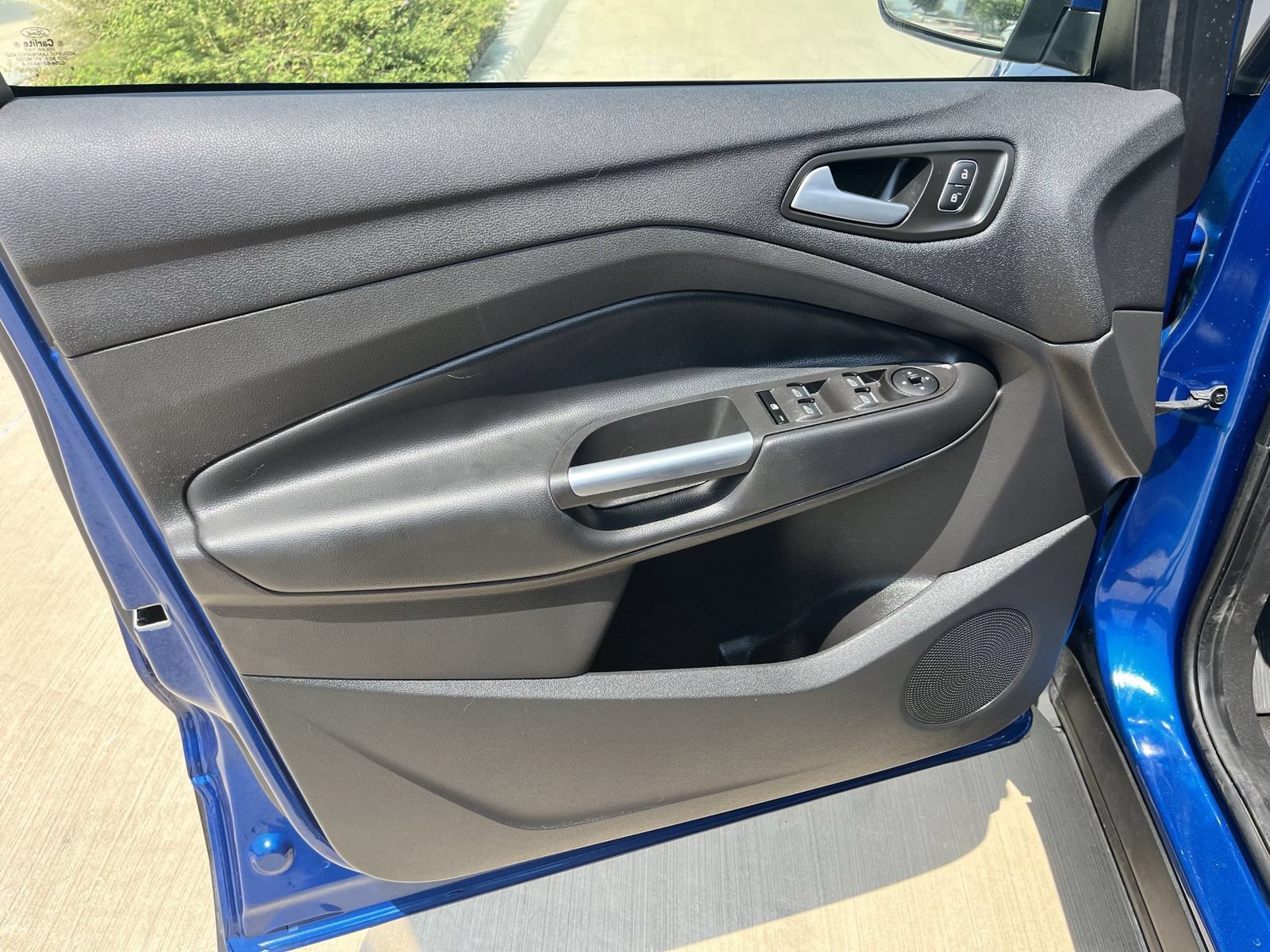 Used 2019 Ford Escape SEL FWD image 9