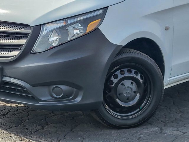 Used 2019 Mercedes-Benz Metris image 4