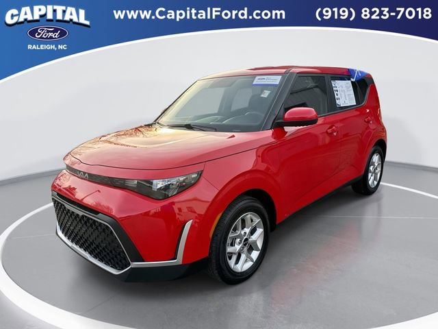Used 2025 Kia Soul LX w/ LX Technology Package