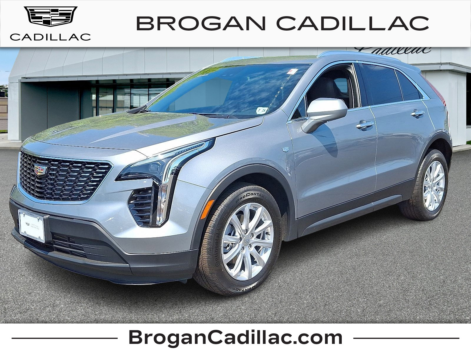 Certified 2023 Cadillac XT4 Luxury w/ Cold Weather Package AWD/4WD image 1