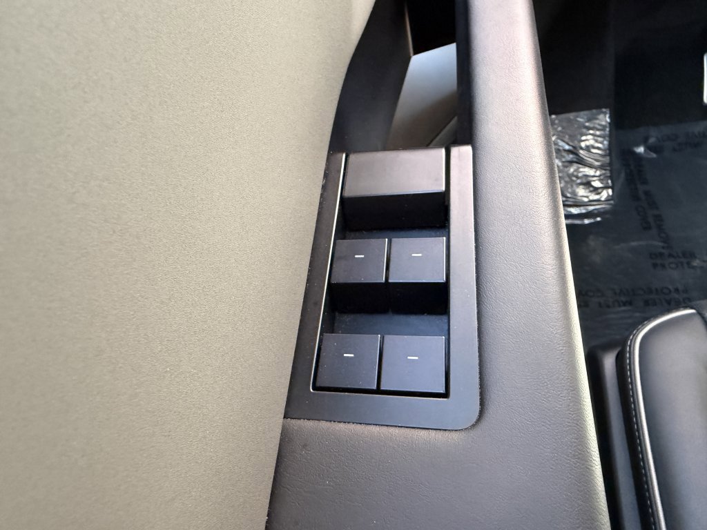 Used 2025 Tesla Cybertruck AWD Crew Cab image 32