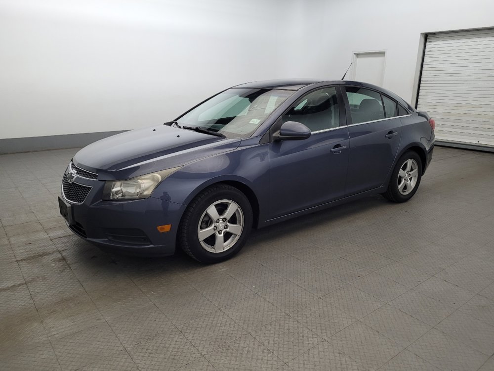 Used 2014 Chevrolet Cruze LT FWD image 2