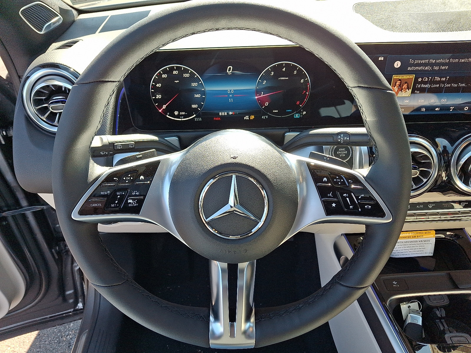 New 2026 Mercedes-Benz GLB 250 4MATIC image 17