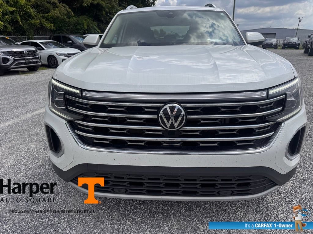 Used 2025 Volkswagen Atlas SEL AWD/4WD image 8