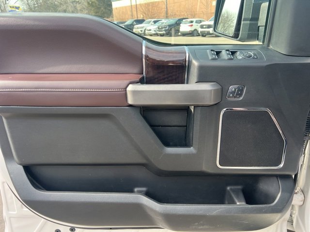 Used 2016 Ford F150 Platinum w/ Equipment Group 701A Luxury image 18