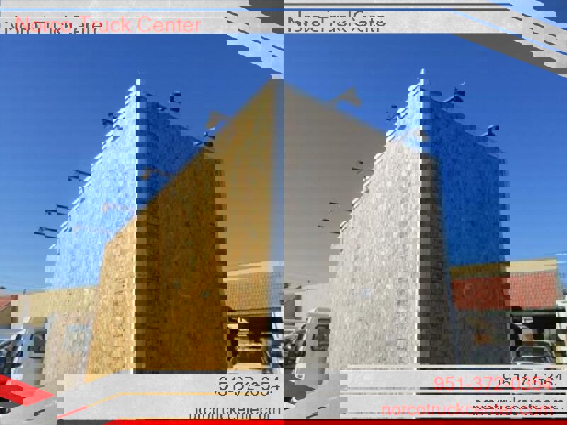 Used 2005 Dodge Sprinter 2500 image 21