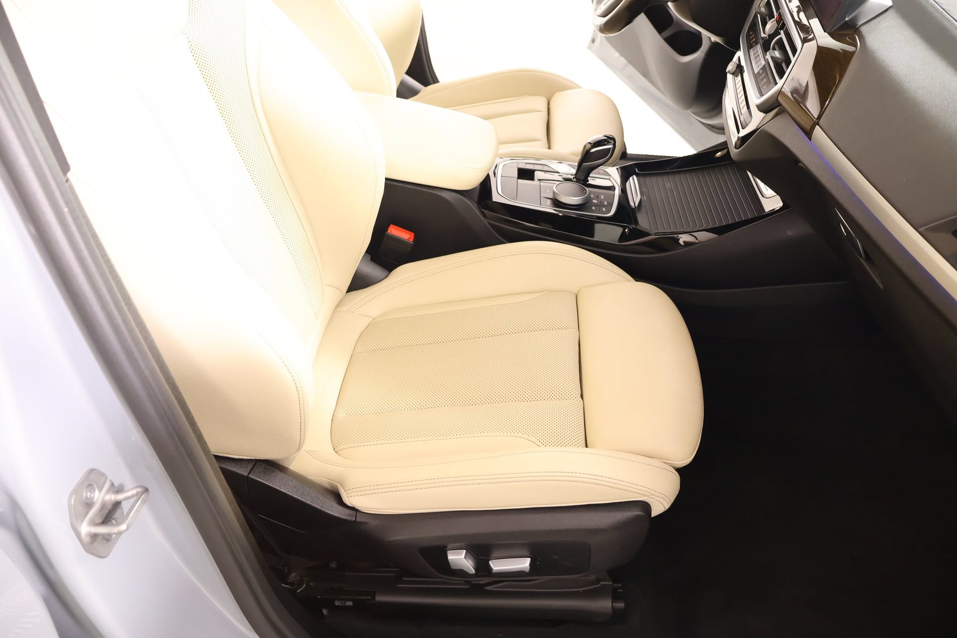 Used 2023 BMW X3 M40i AWD/4WD image 14