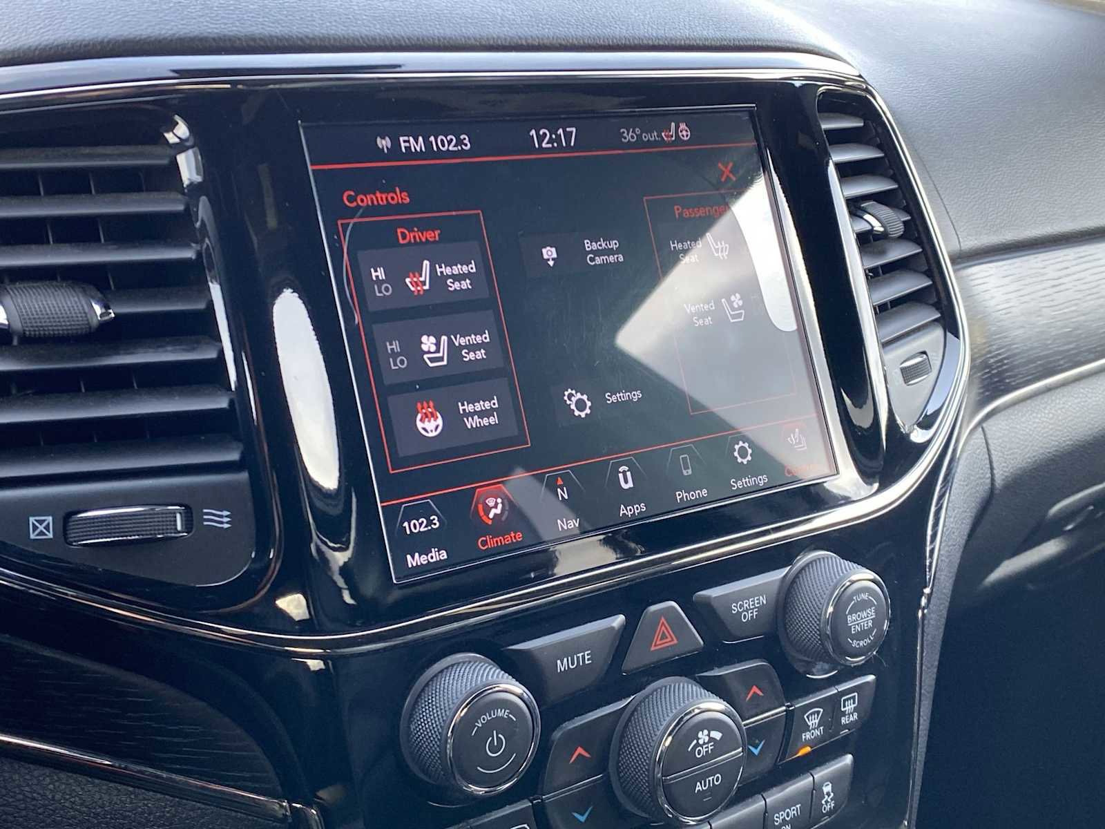 Used 2020 Jeep Grand Cherokee High Altitude image 31