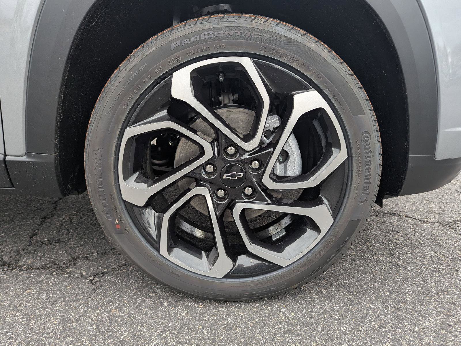 New 2026 Chevrolet Trax RS w/ Driver Confidence Package image 13