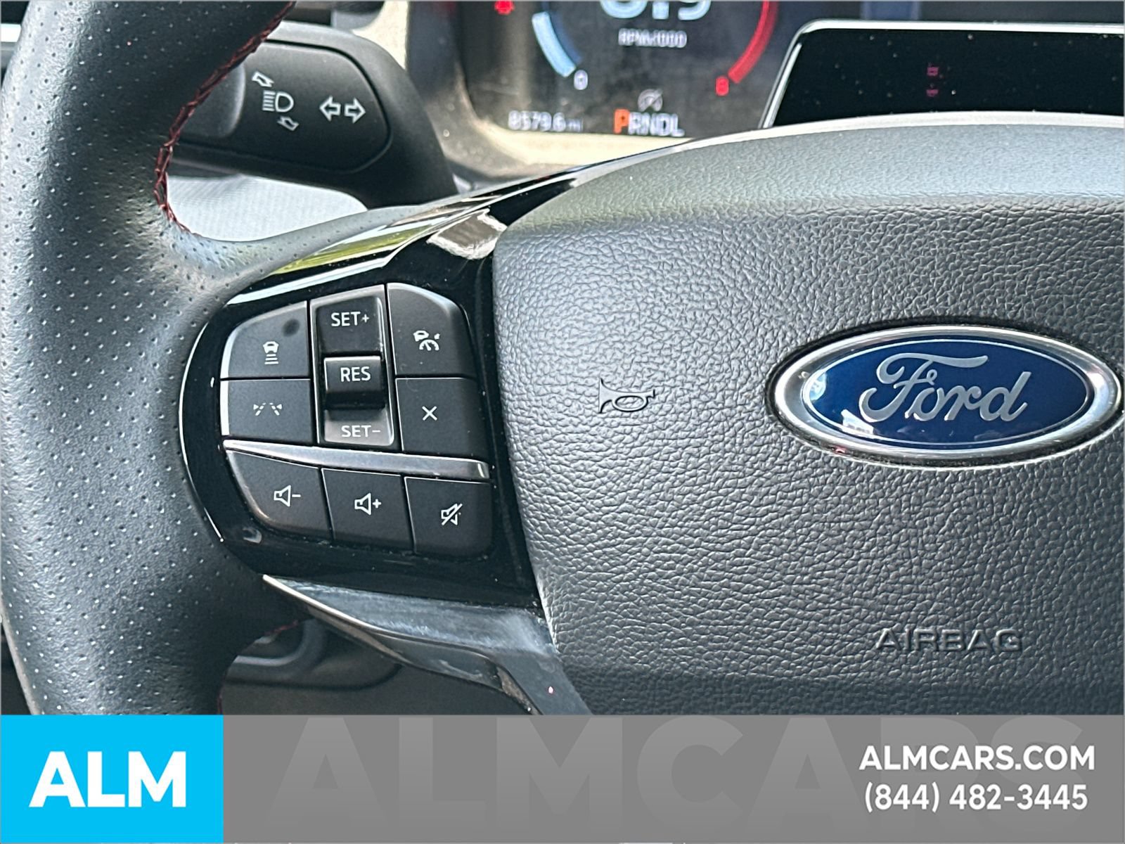 Used 2025 Ford Explorer ST-Line w/ Premium Package RWD image 29