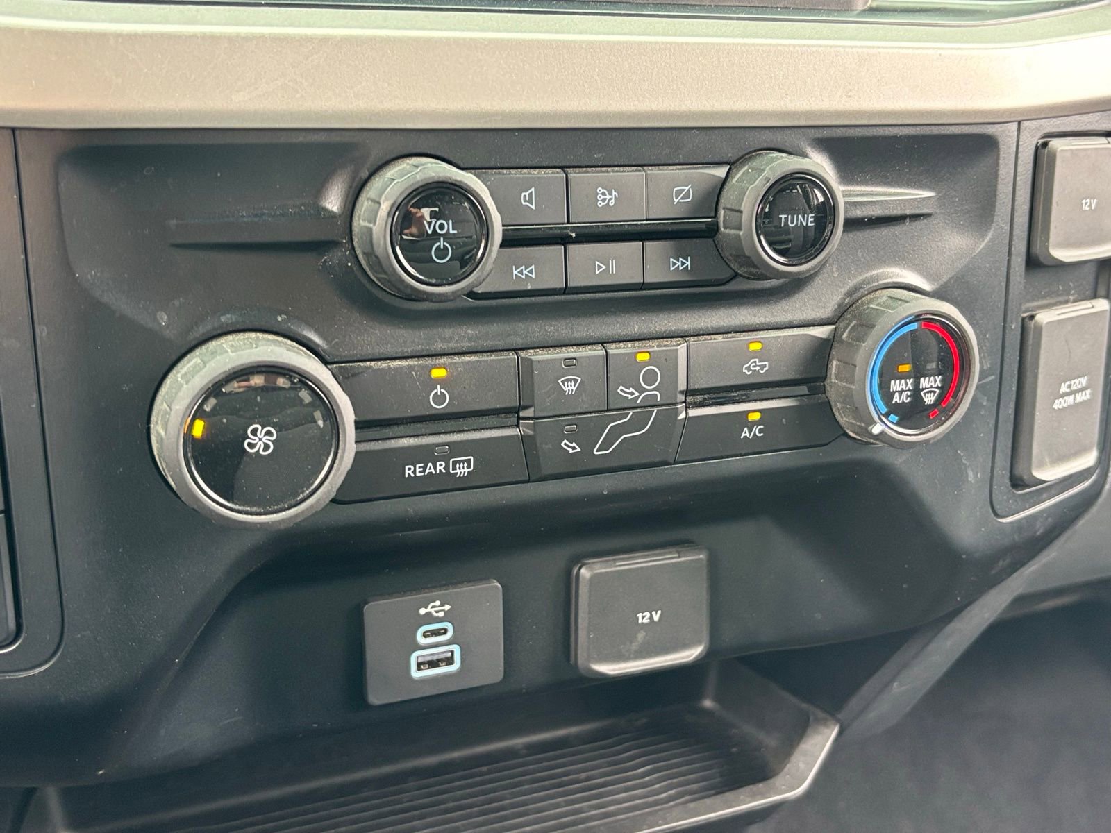 Used 2024 Ford F250 XL w/ STX Appearance Package image 23