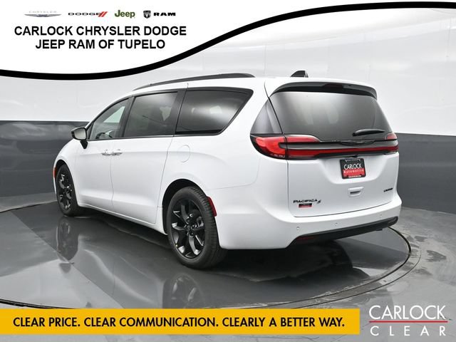 New 2026 Chrysler Pacifica Limited w/ Uconnect Theater Family Group FWD image 10