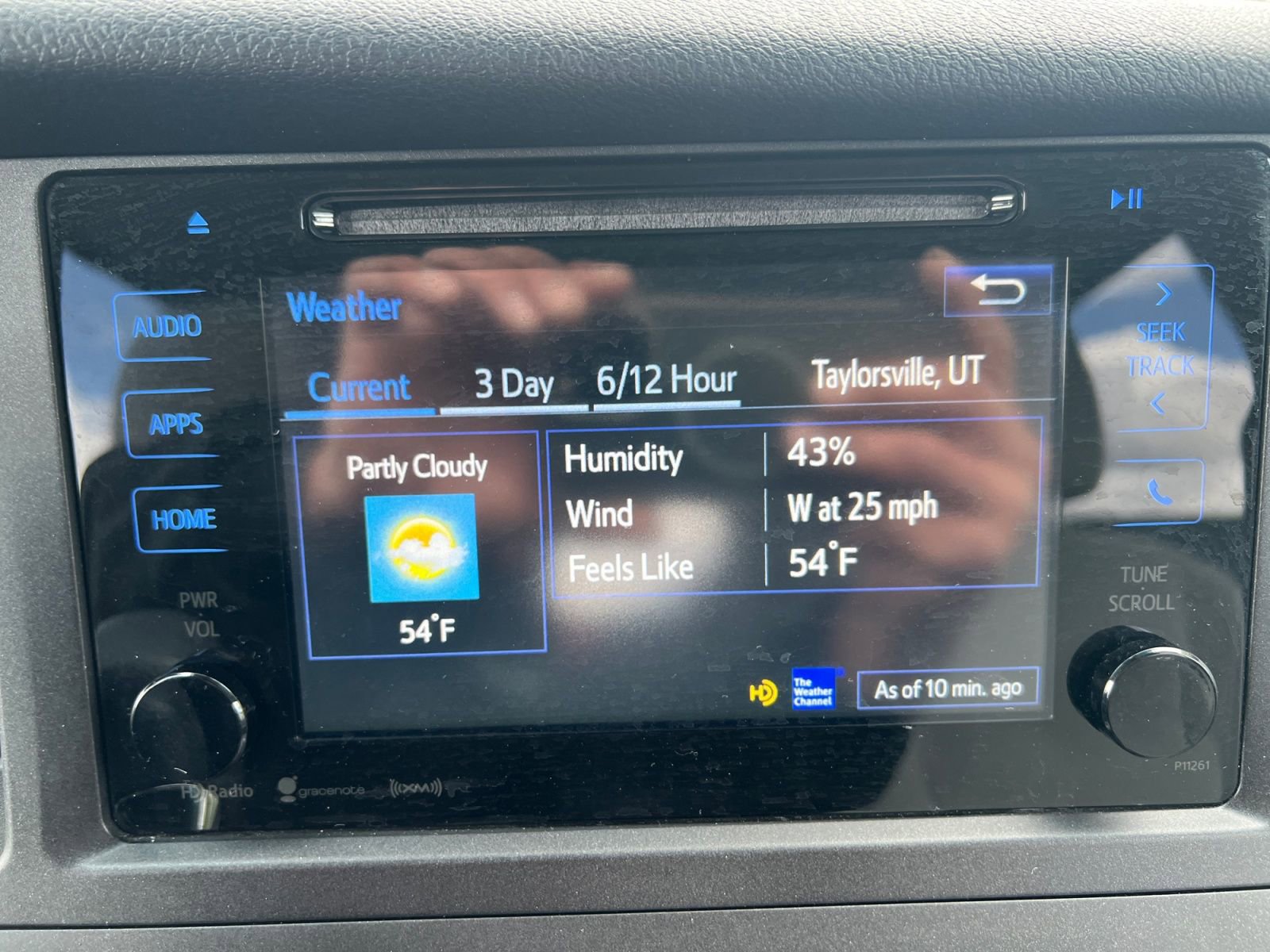 Used 2017 Toyota Sienna LE FWD image 24