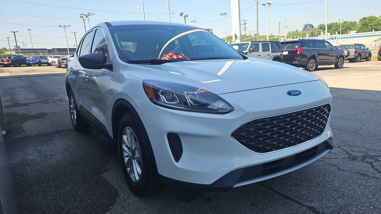 Used 2022 Ford Escape SE FWD image 7