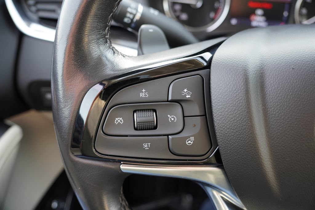 Certified 2023 Buick Enclave Essence w/ Experience Buick Package image 35