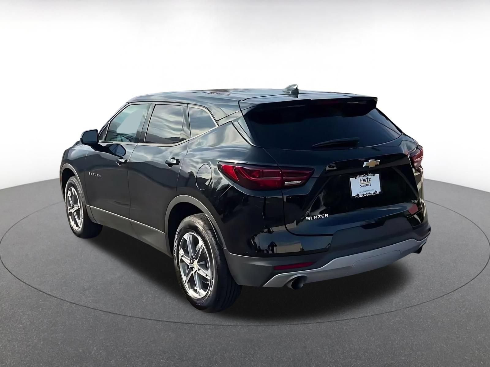 Used 2025 Chevrolet Blazer LT FWD image 10