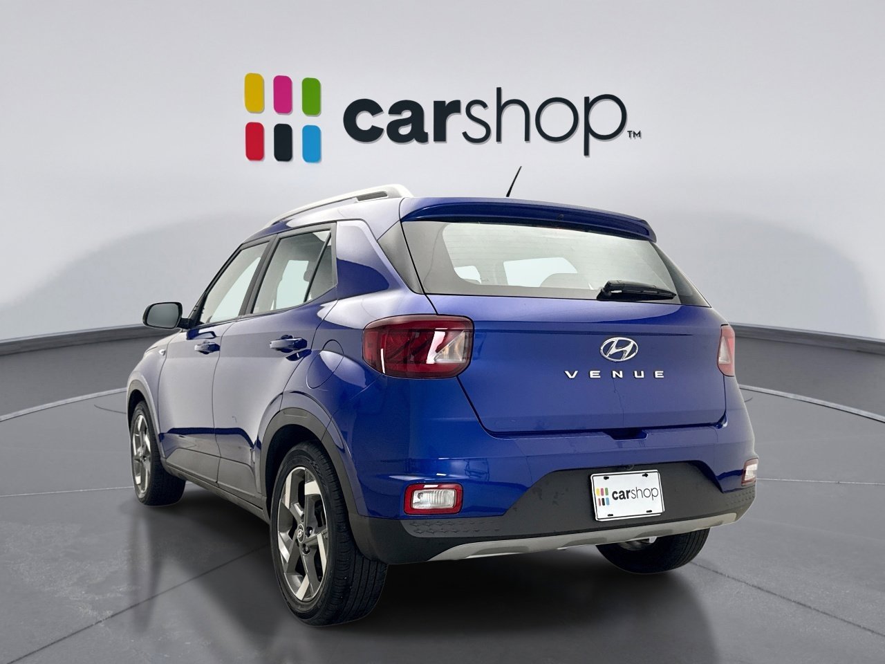 Used 2024 Hyundai Venue Limited FWD image 3