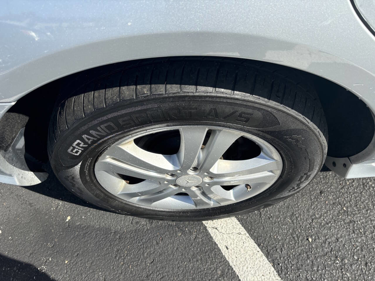 Used 2009 Mercedes-Benz R 350 4MATIC image 4