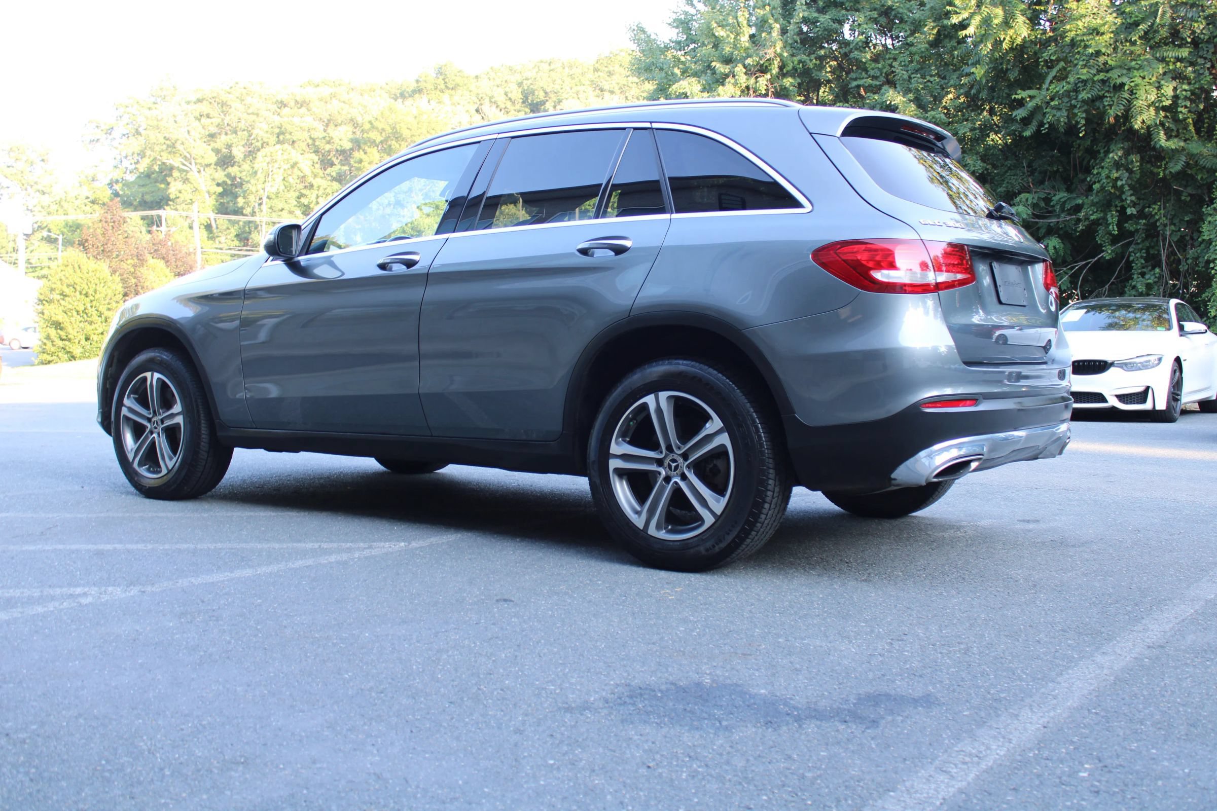 Used 2018 Mercedes-Benz GLC 300 4MATIC image 5