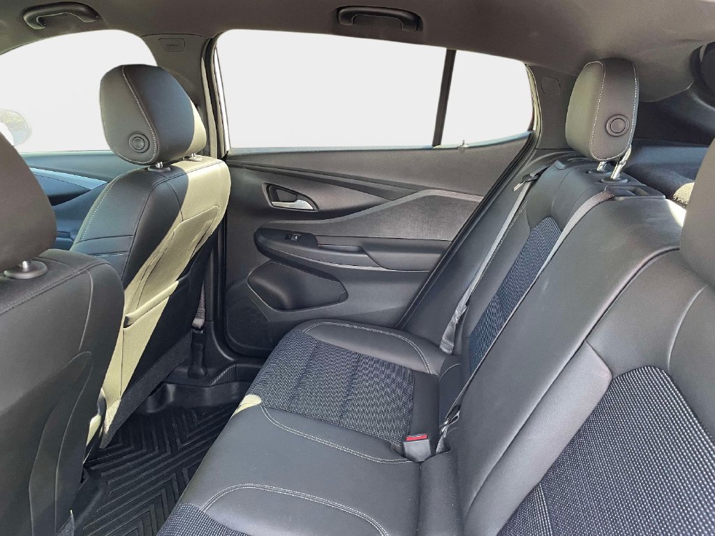 Used 2024 Buick Envista Preferred w/ Convenience I Package FWD image 16