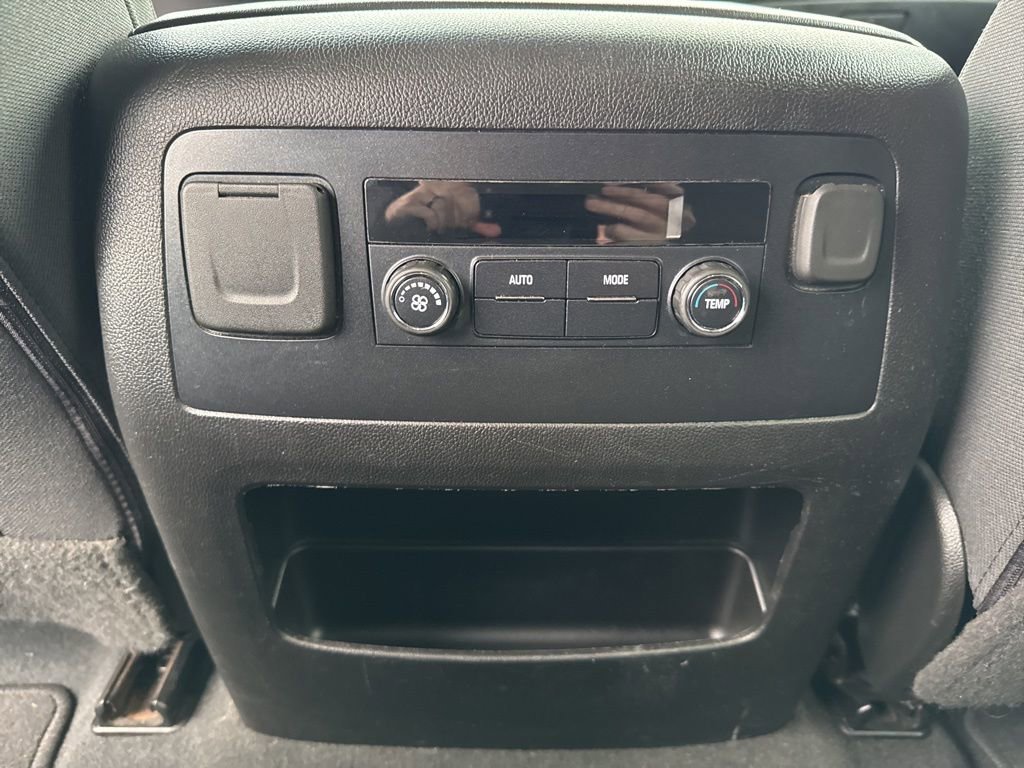 Used 2020 Chevrolet Tahoe LS image 19