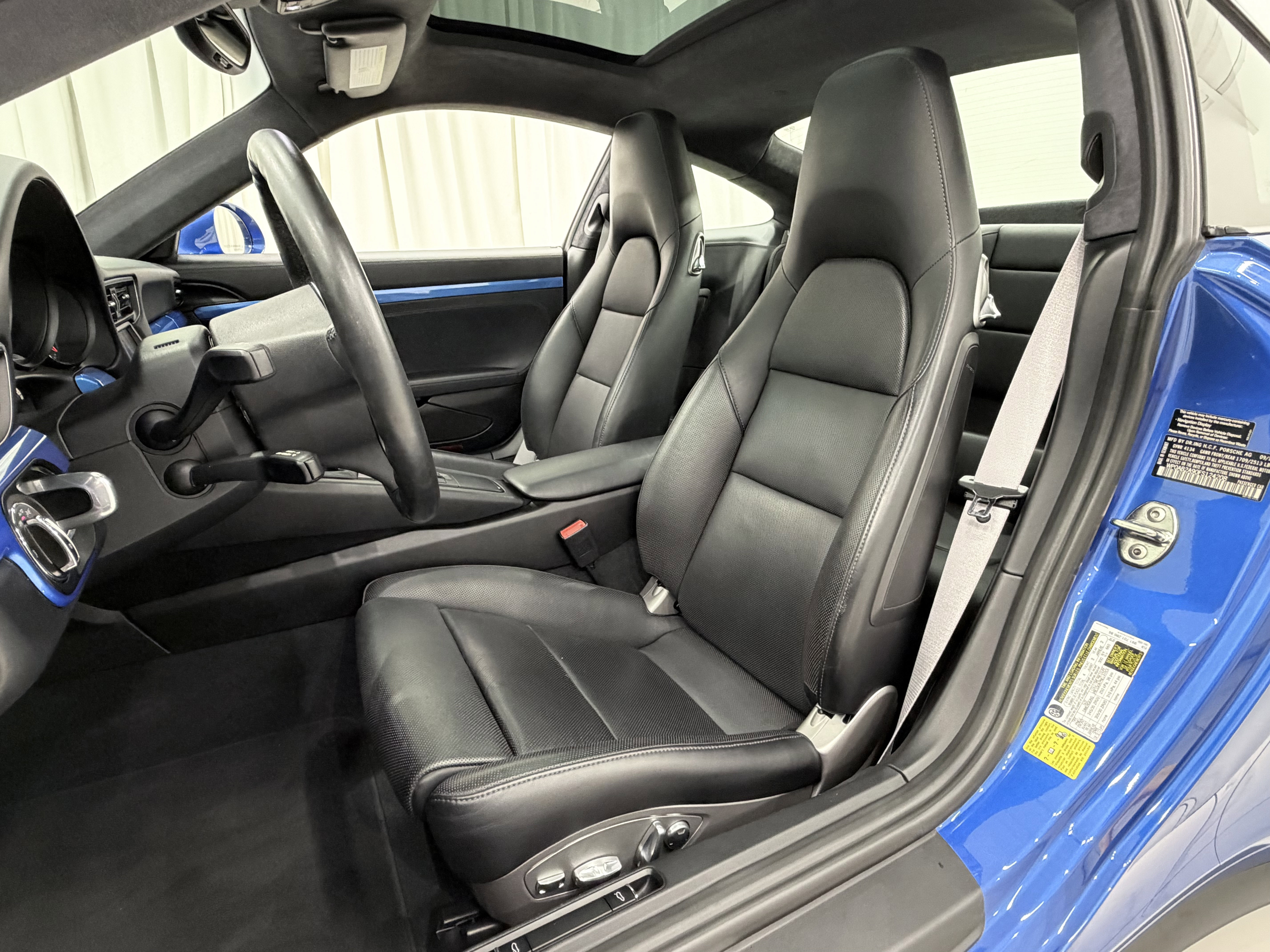 Certified 2015 Porsche 911 Carrera 4S AWD/4WD image 29